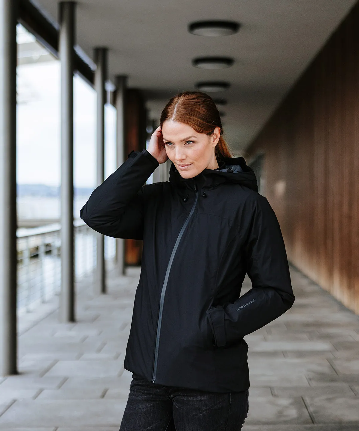 Black - Women’s Nostromo thermal shell