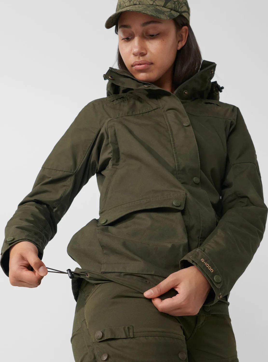 Fjällräven Women&#x27;s Forest Hybrid Jacket Dark Olive | Buy Fjällräven Women&#x27;s Forest Hybrid Jacket Dark Olive here | Outnorth